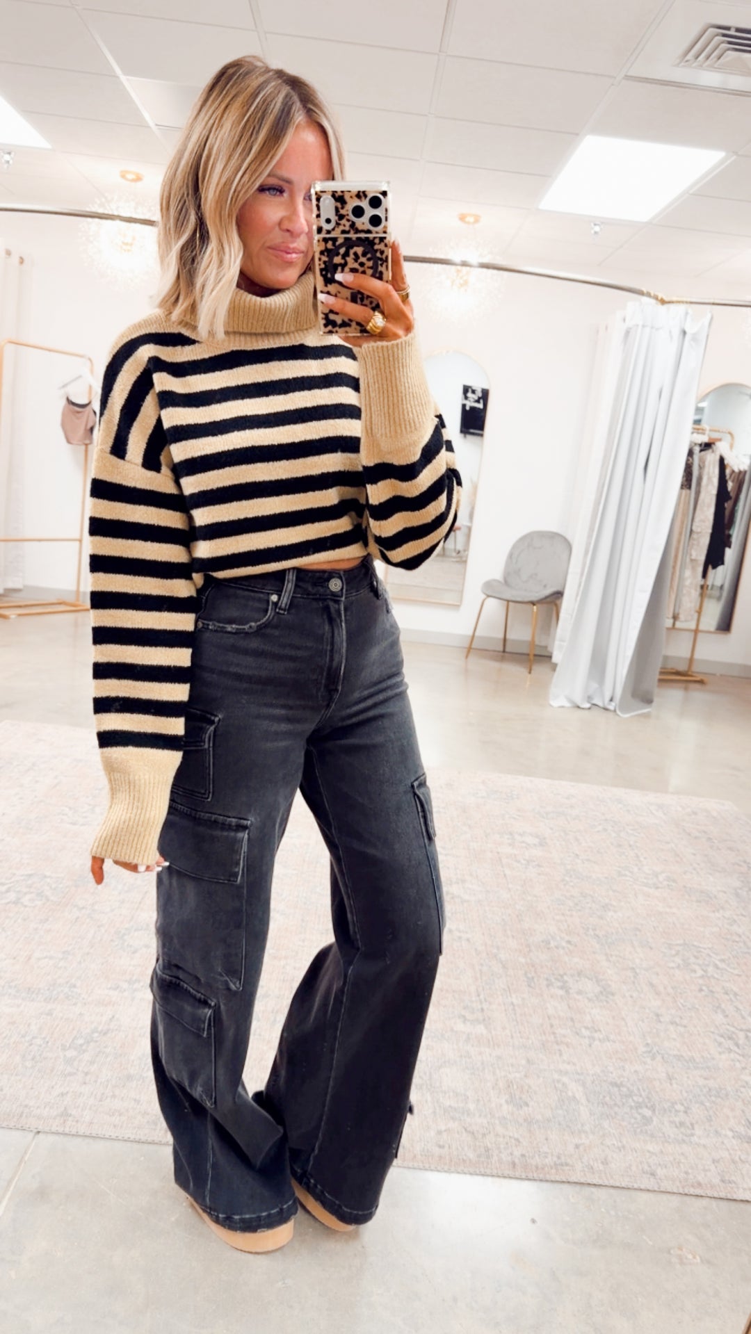 The Suri Sweater-Taupe/Black