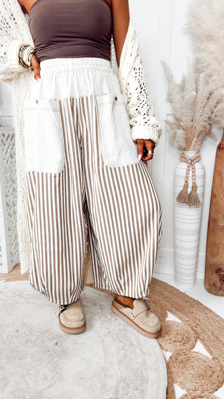 The Sable Balloon Pants-Mocha Mousse