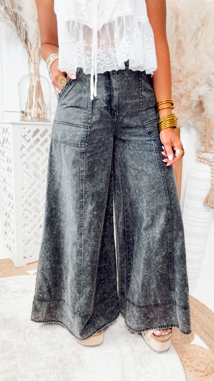 Nico Ultra Wide Leg Carpenter Pants