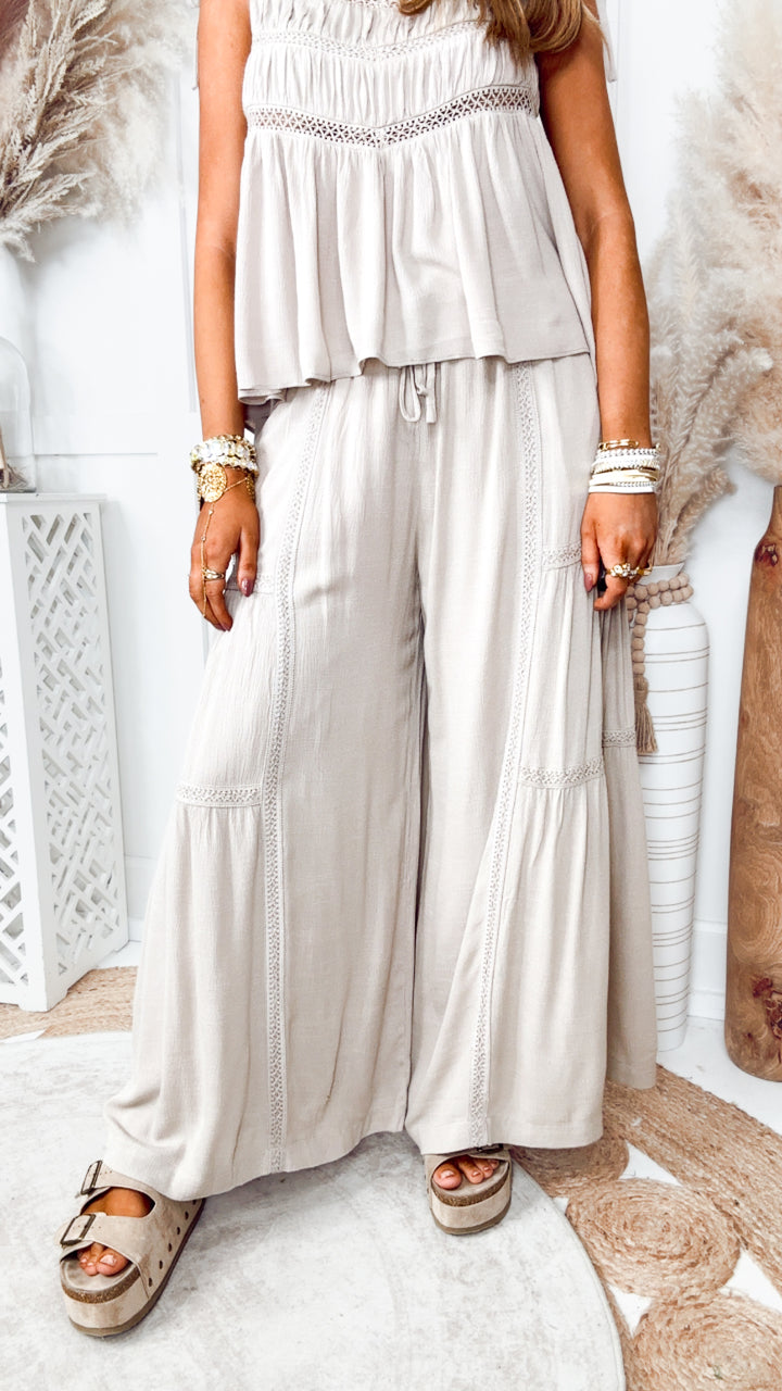 The Laced Lovelle Set-Ash Taupe