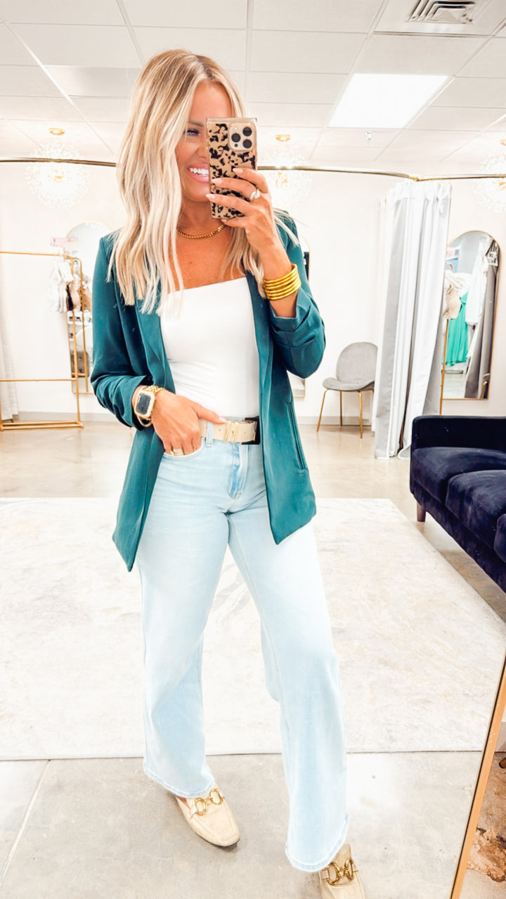 The Modern Ruched Sleeve Blazer-Hunter Green
