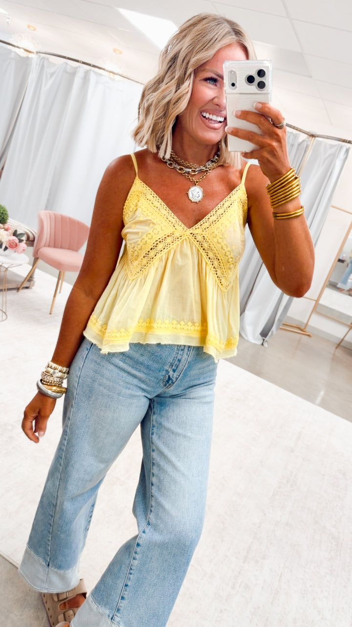 The Kinslee Two Toned Wide Leg Jean