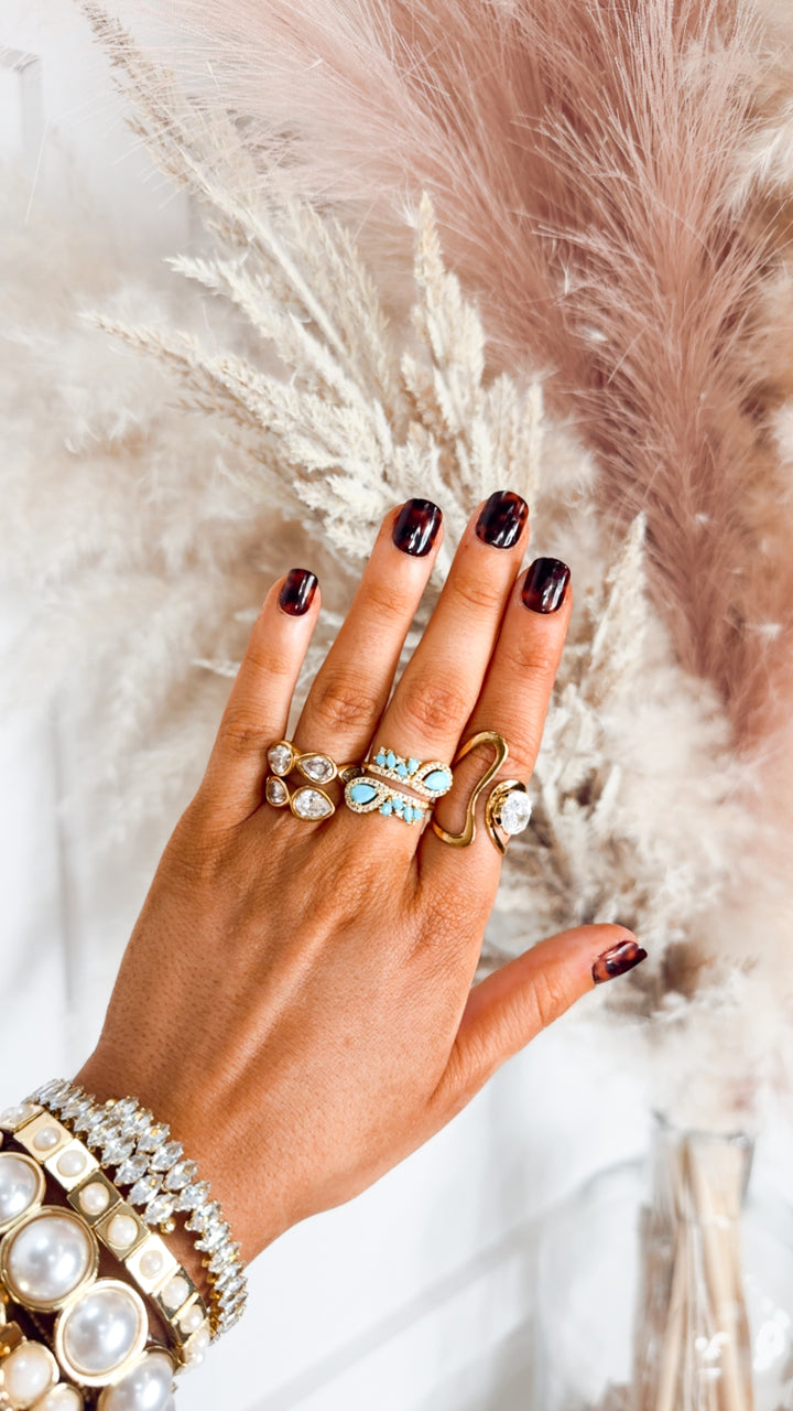 The Twist Crystal Ring