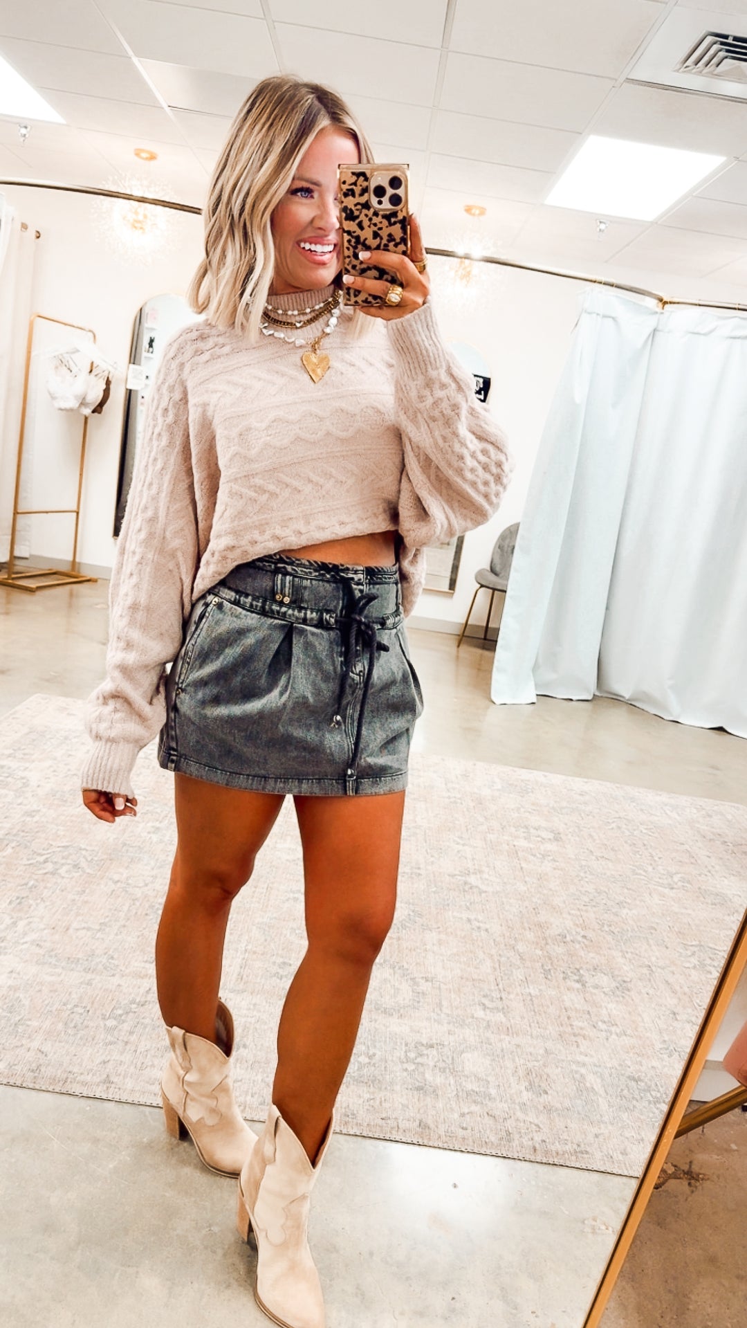 Brielle Cable Knit Cropped Sweater-Rose