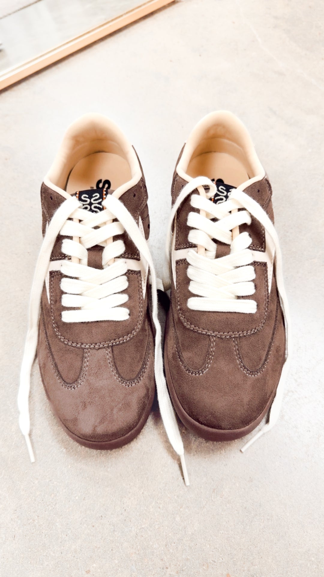 Raven Sneaker-Taupe