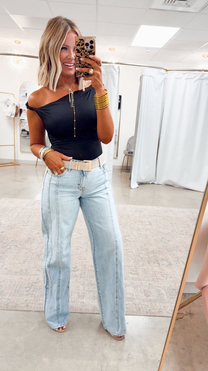 Claire Off Shoulder Top-Black