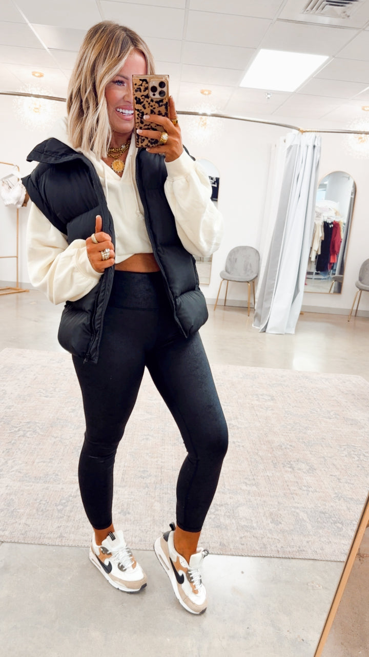 Avery Zipper Puffer Vest-Black