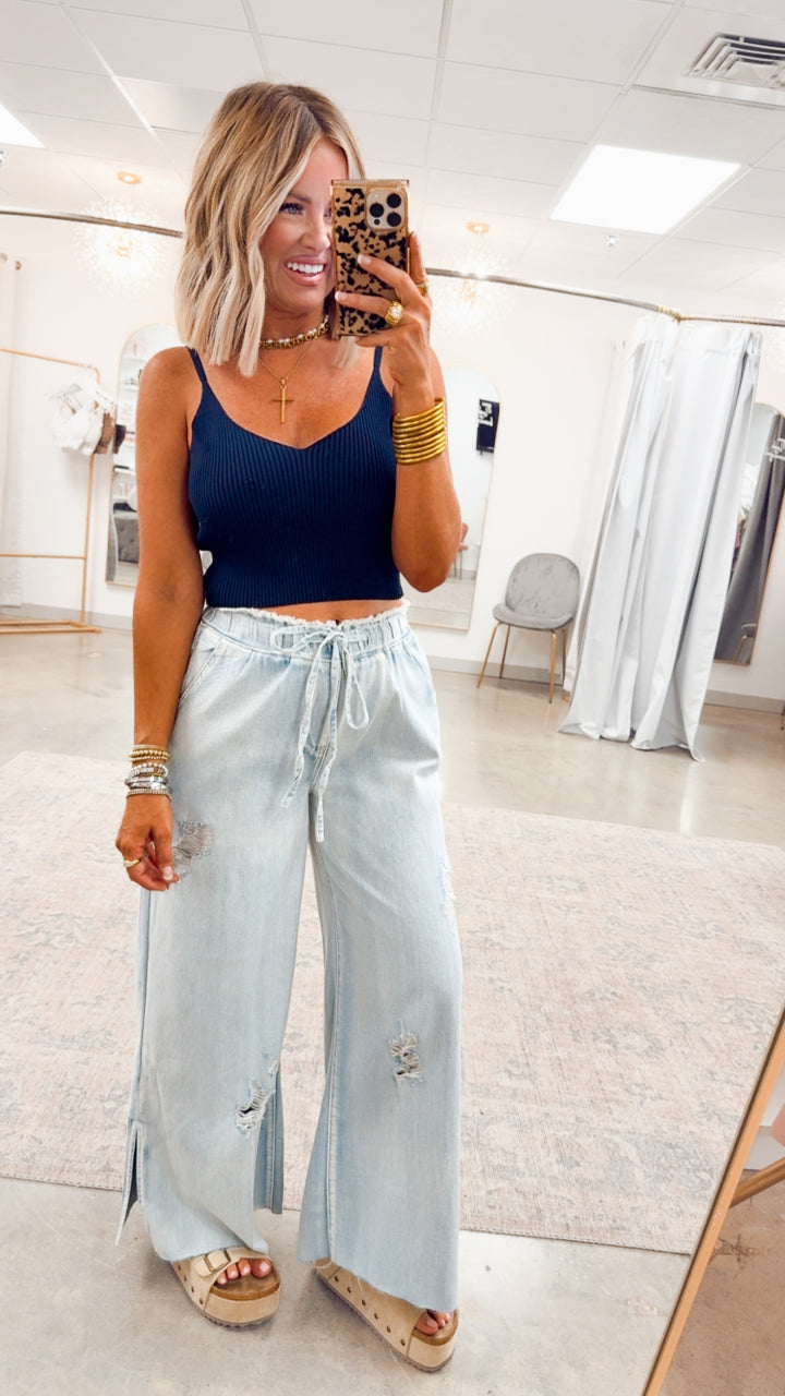 Flower Detail Crop Sweater Tank Top - Navy