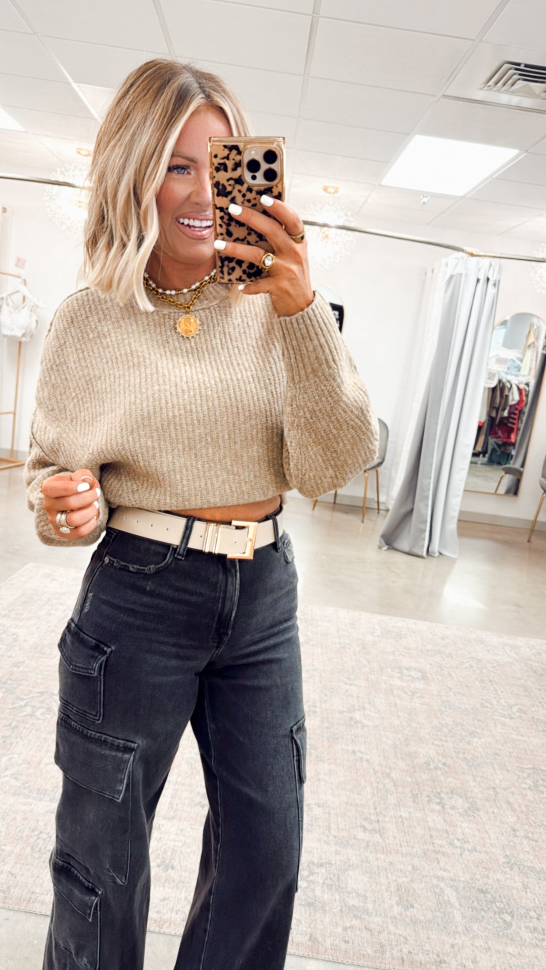 Ainsley Fitted Hem Sweater-Taupe