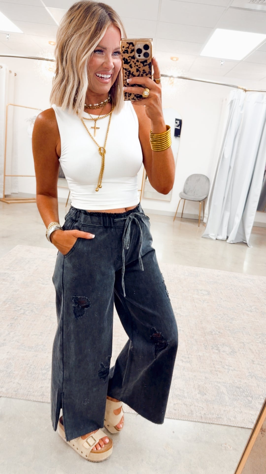 Solid Cropped Tank Top- White