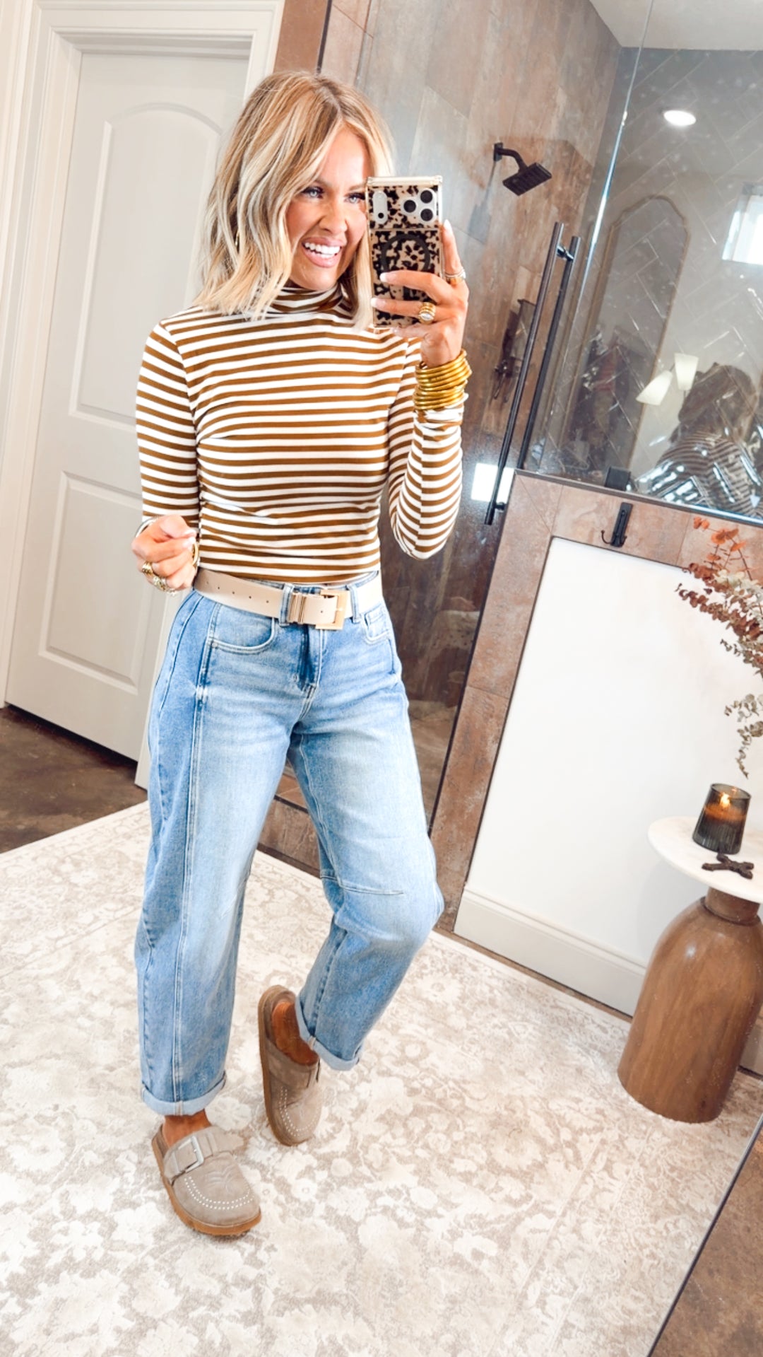 The Lark Turtleneck Top-Brown/White