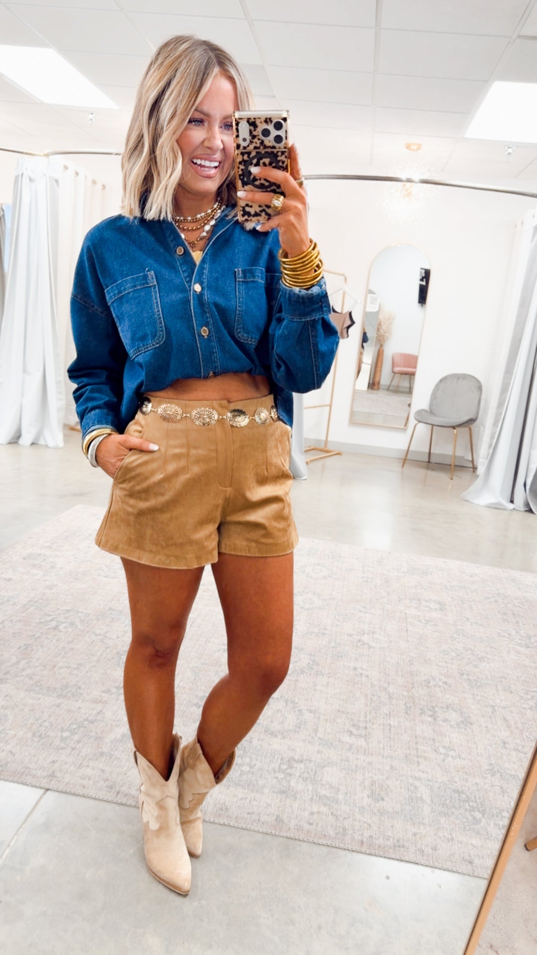 The Lariat Shorts-Tan