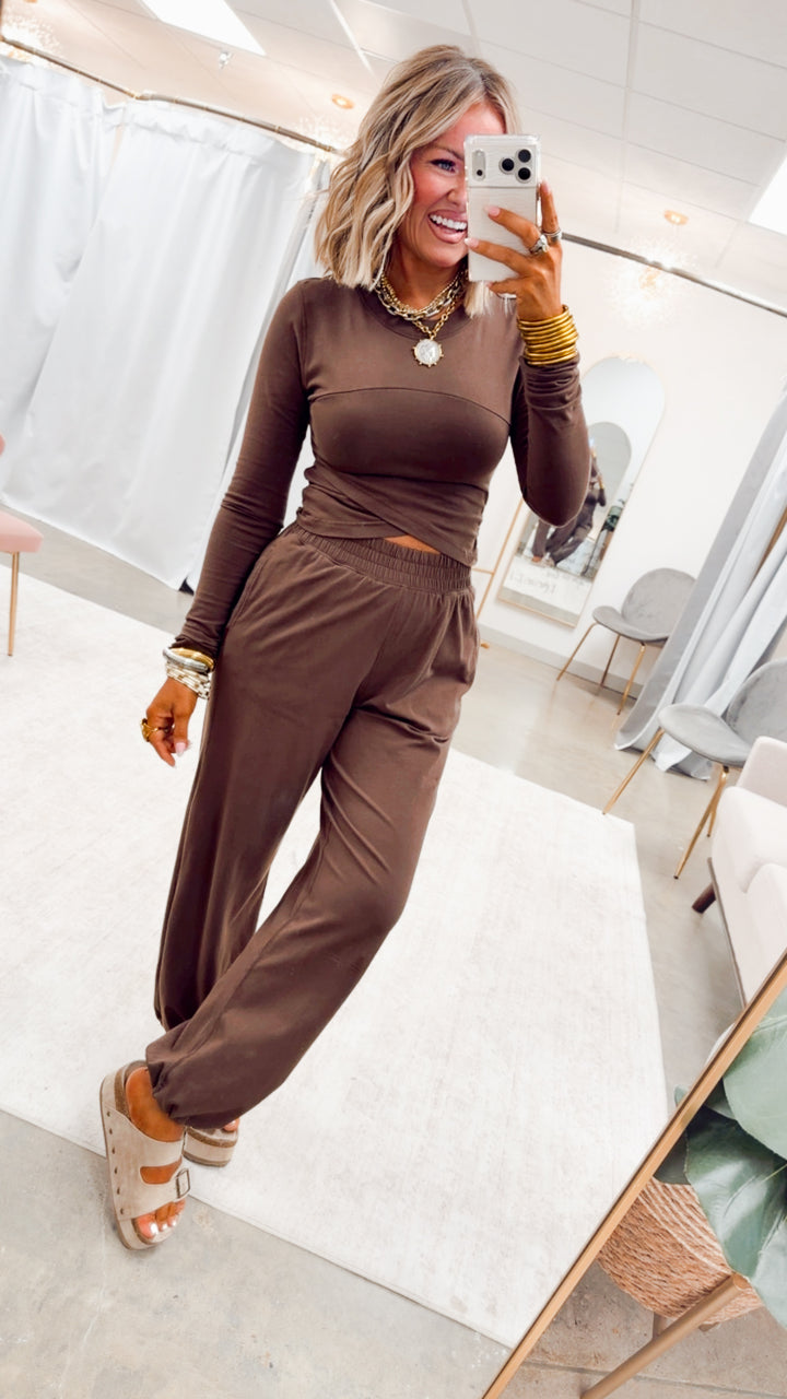 The Girl On The Go Set-Mocha