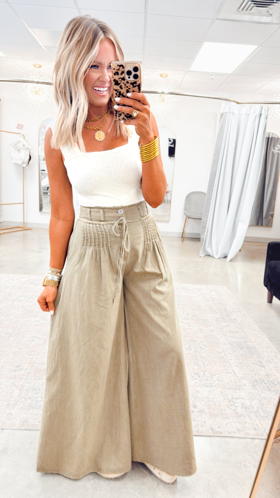 Pintuck Wide Leg Pants-Olive