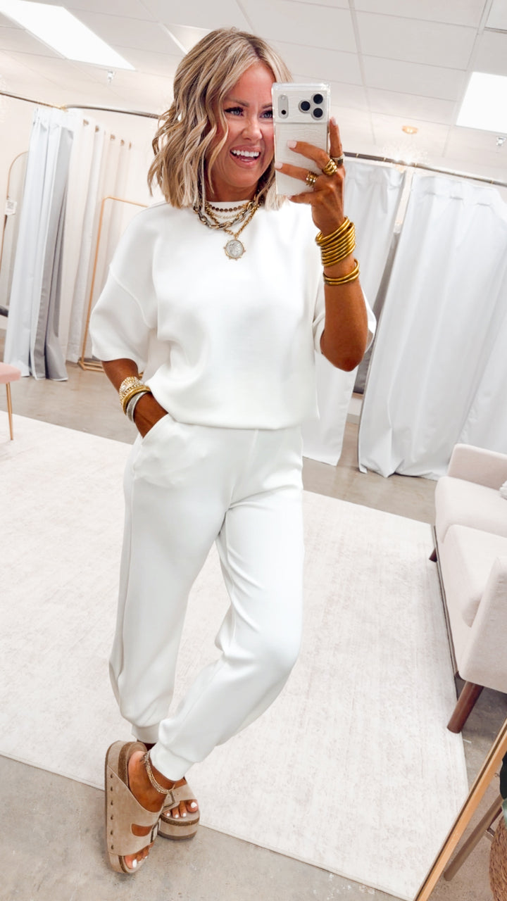 The Living Easy Jogger Set-Cream