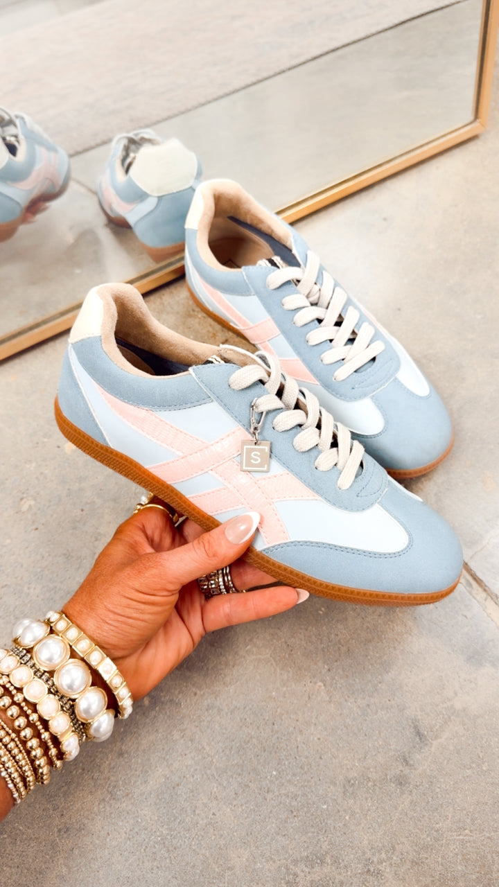 Sasha Sneaker-Baby Blue