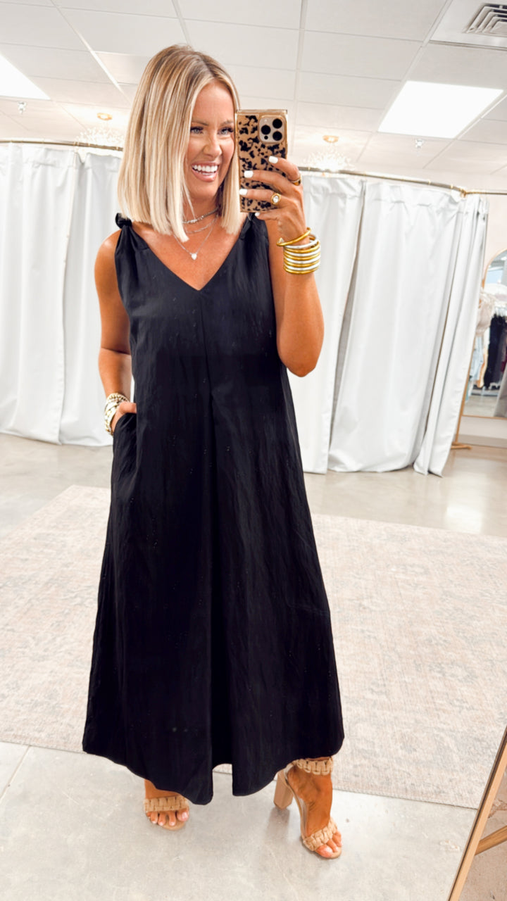 Effortless Knot-Strap Midi Dress