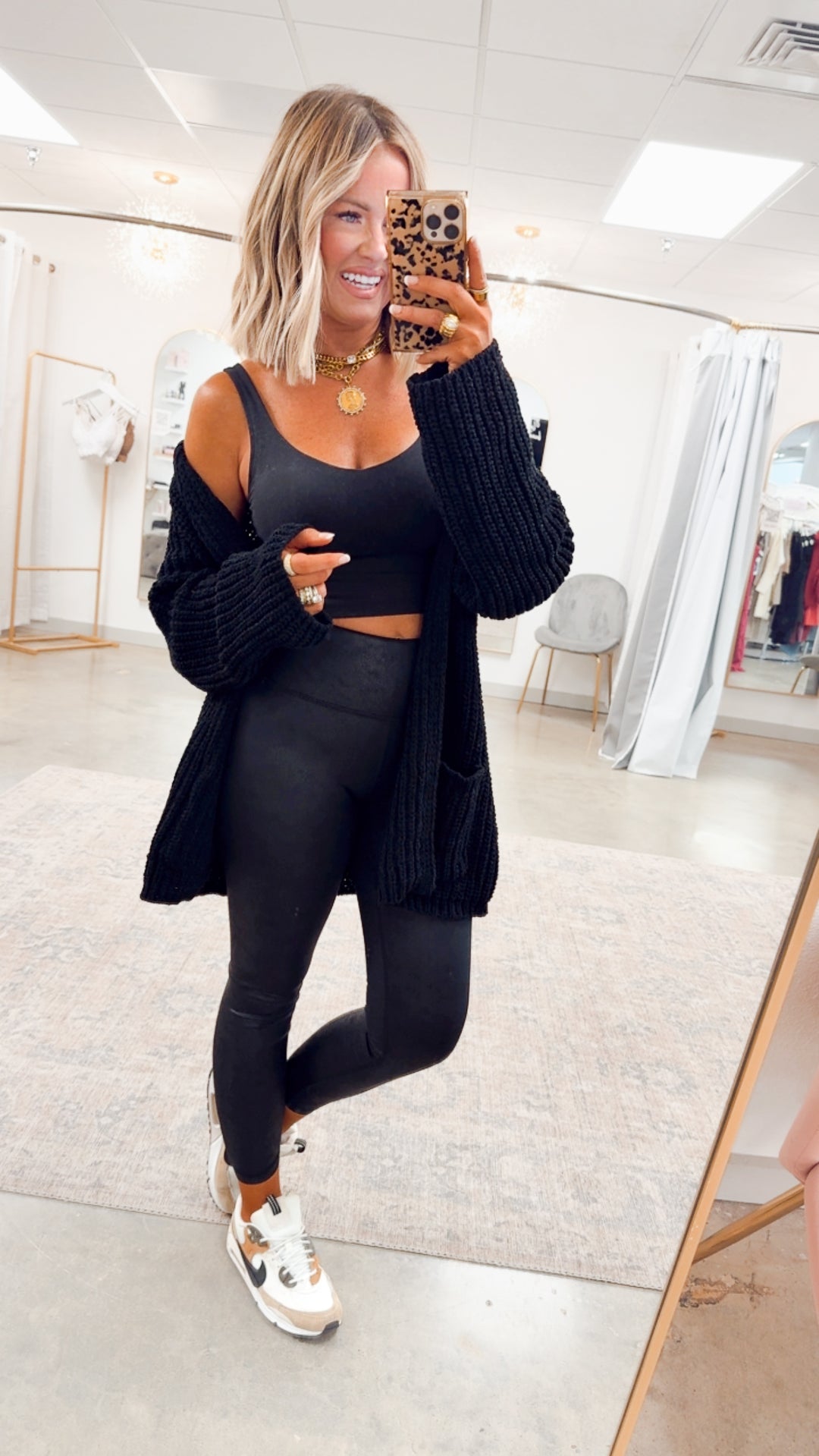 V Neck Yoga Top-Black