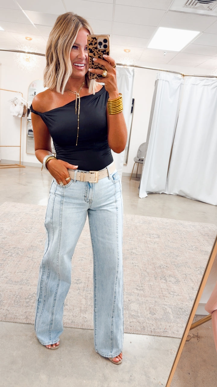 Claire Off Shoulder Top-Black