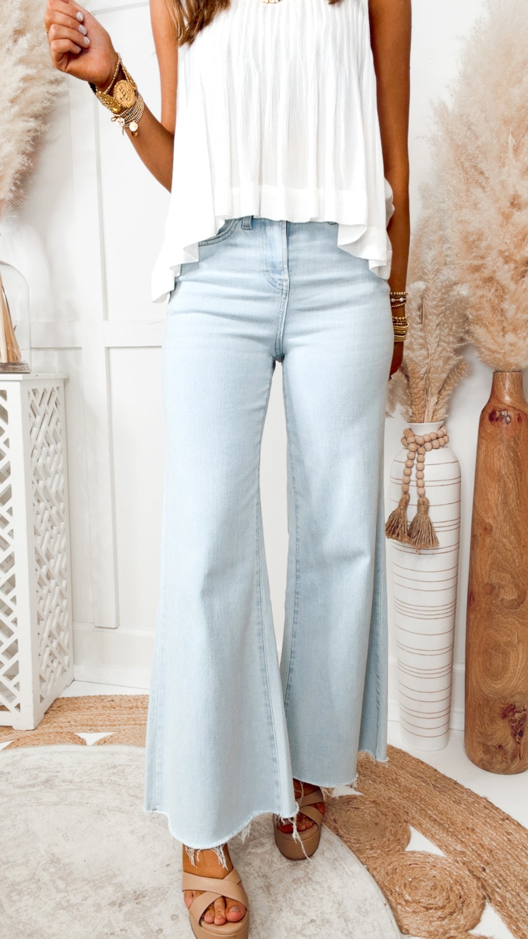 The Bora Breeze Top-White