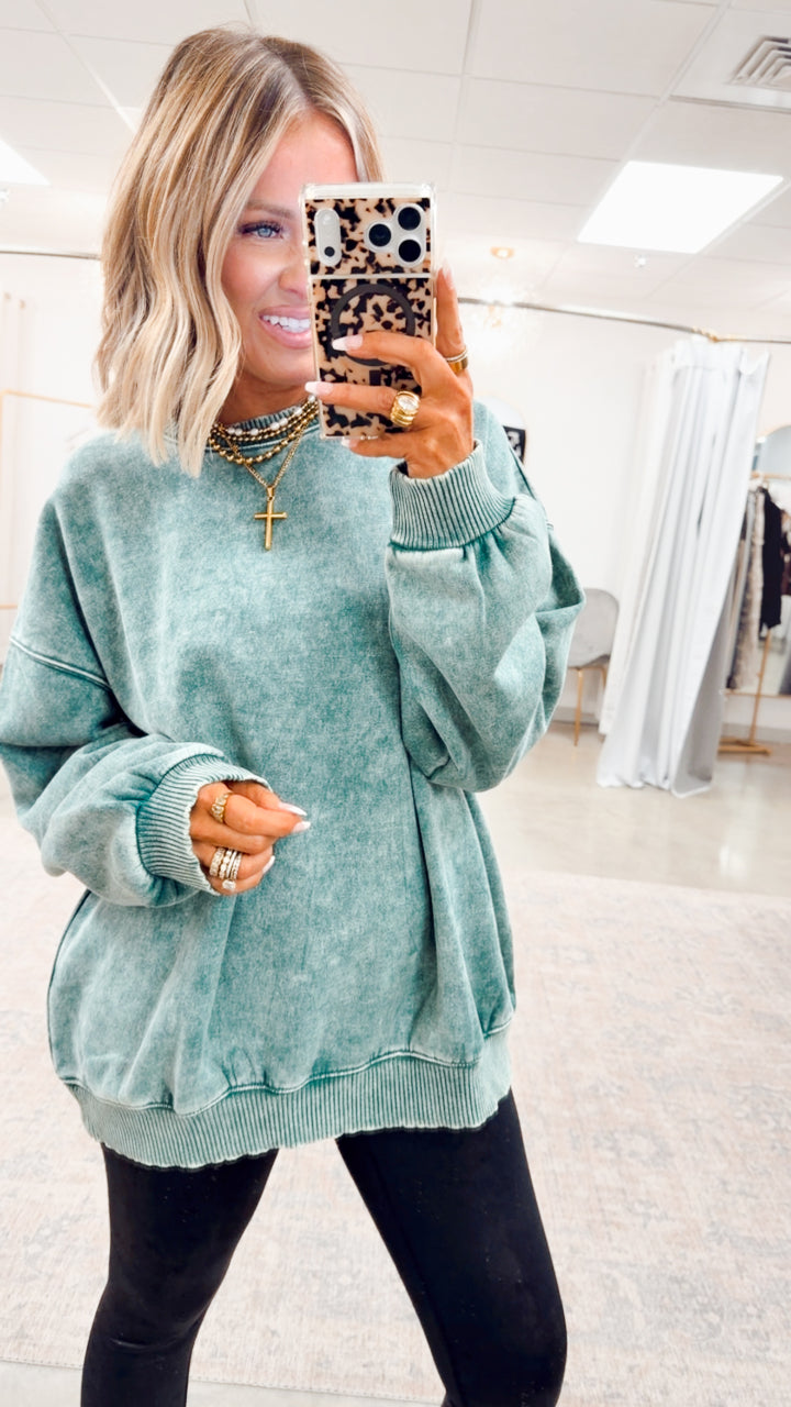 Green Acid Washed Pullover