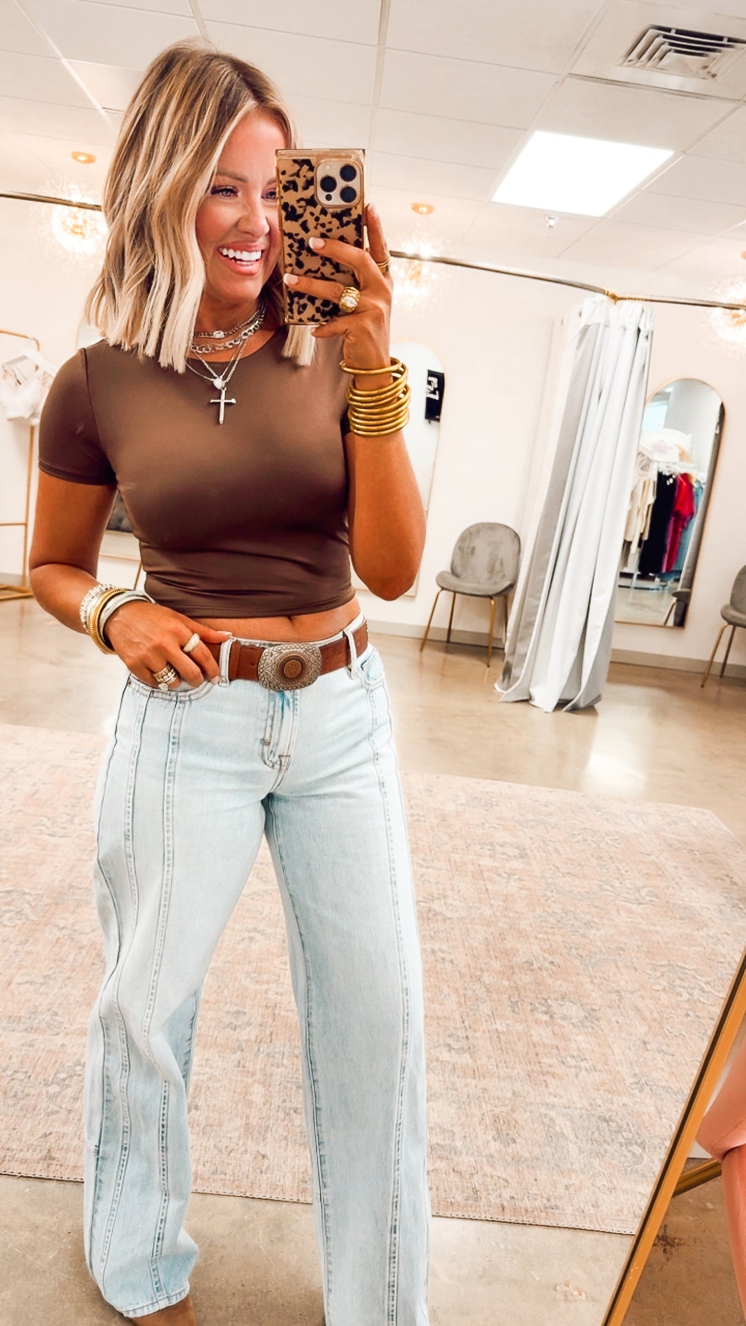 Round Neck Short Sleeve Crop Top - Brown