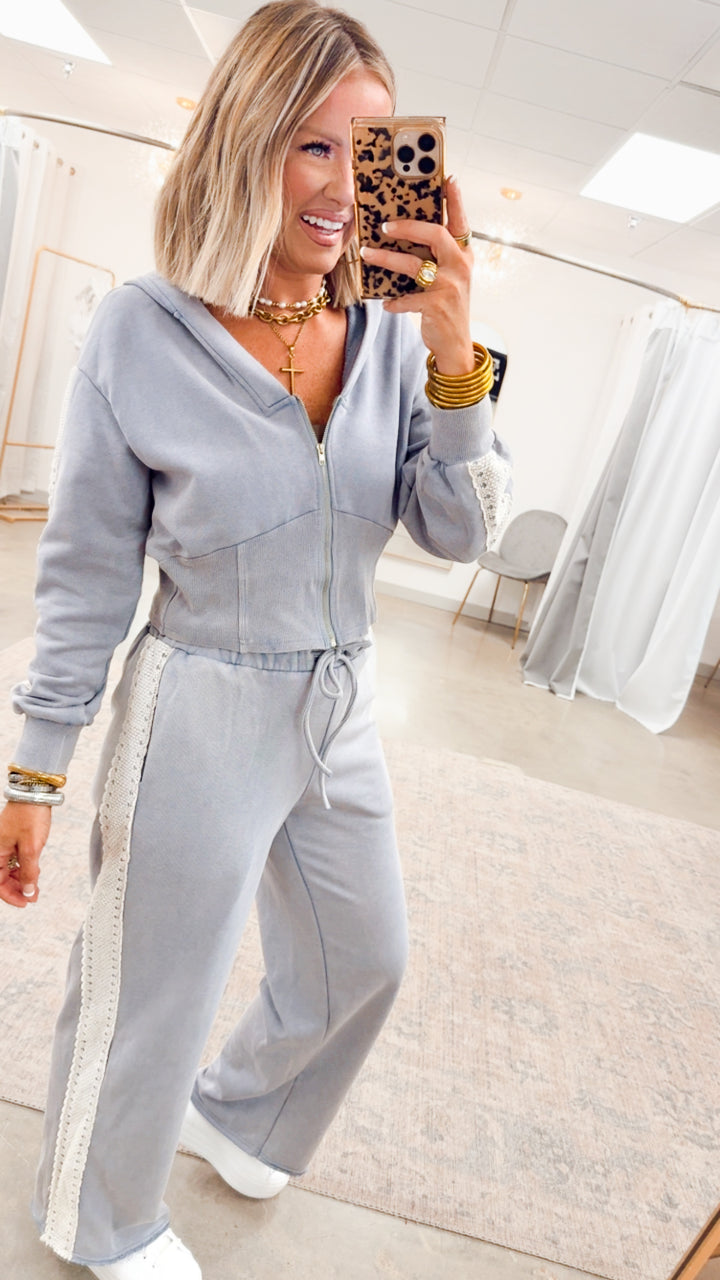 The Canyon Breeze Set-Washed Denim