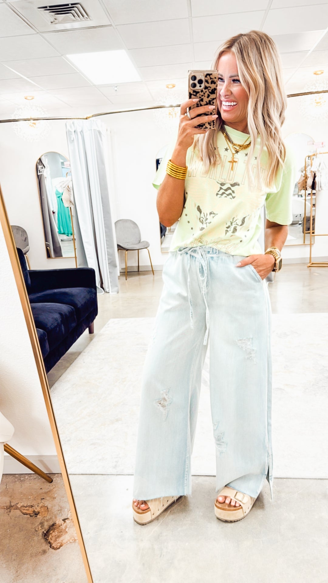 World Tour Rock N Roll Cropped Tee-Lime