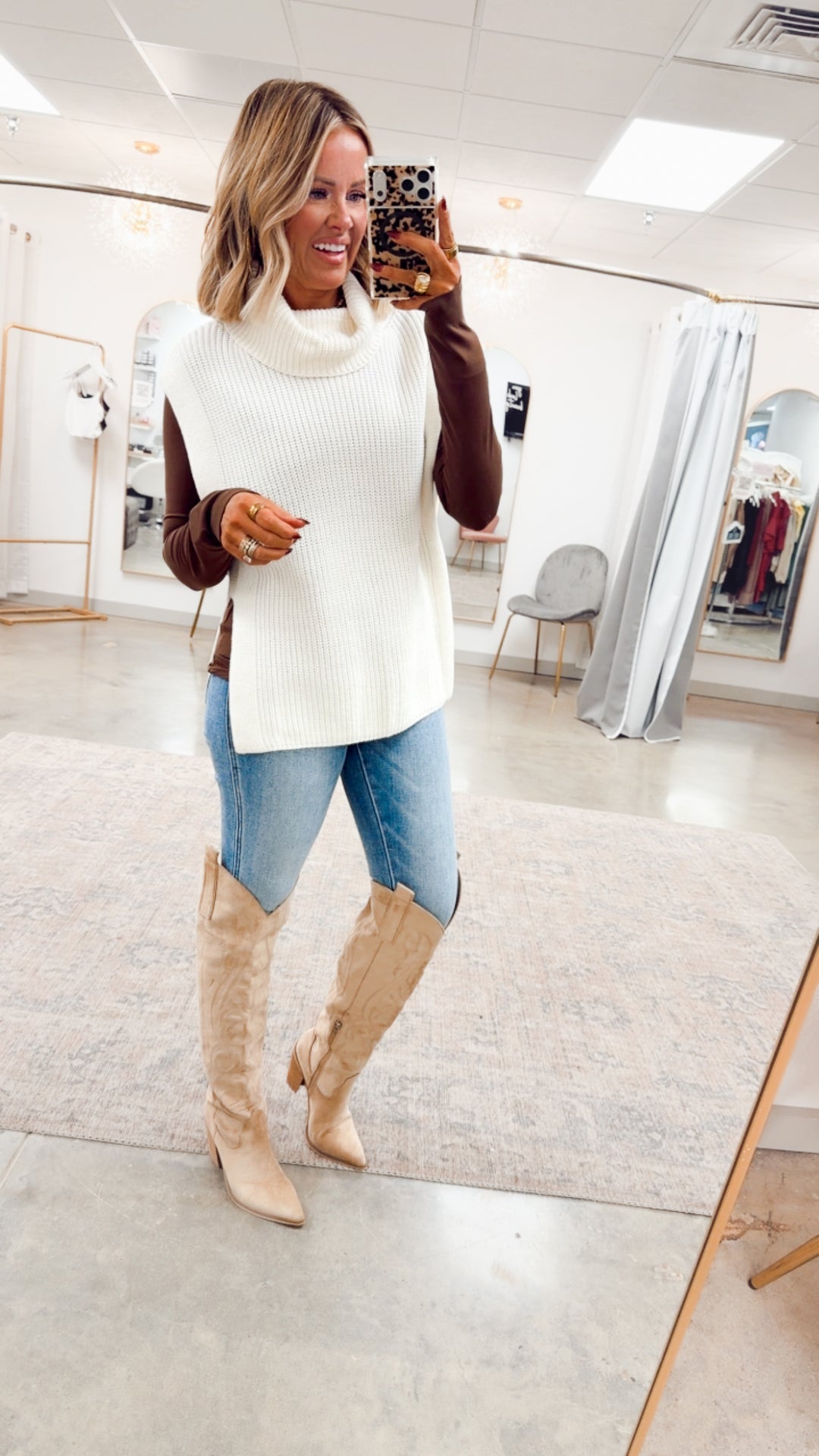 Alpine Breeze Sweater Vest-Cream