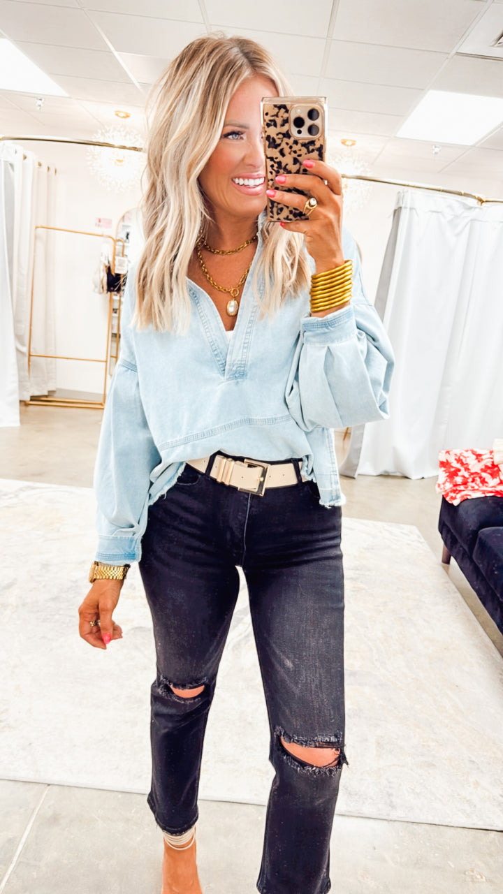 Distressed Cropped Denim-Black