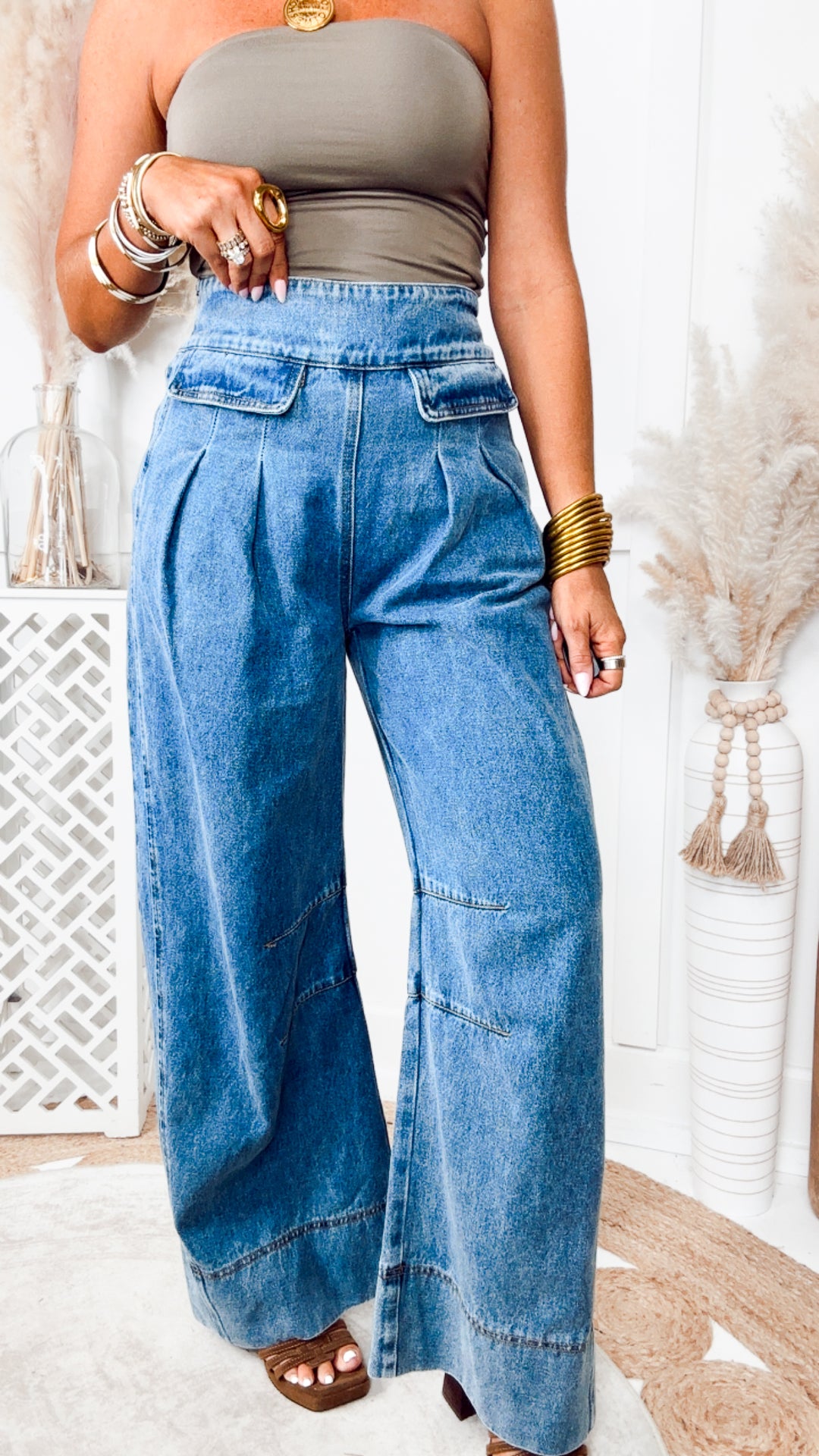 The Hampton Pleated Jean