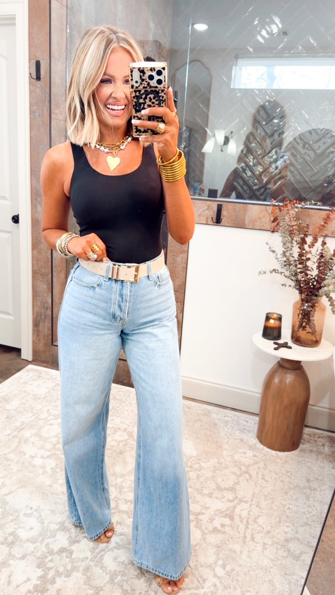 Rae Sleeveless Bodysuit-Black