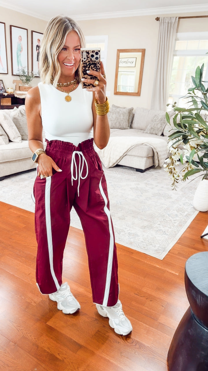 The Easy Pace Windbreaker Pants-Burgundy/White
