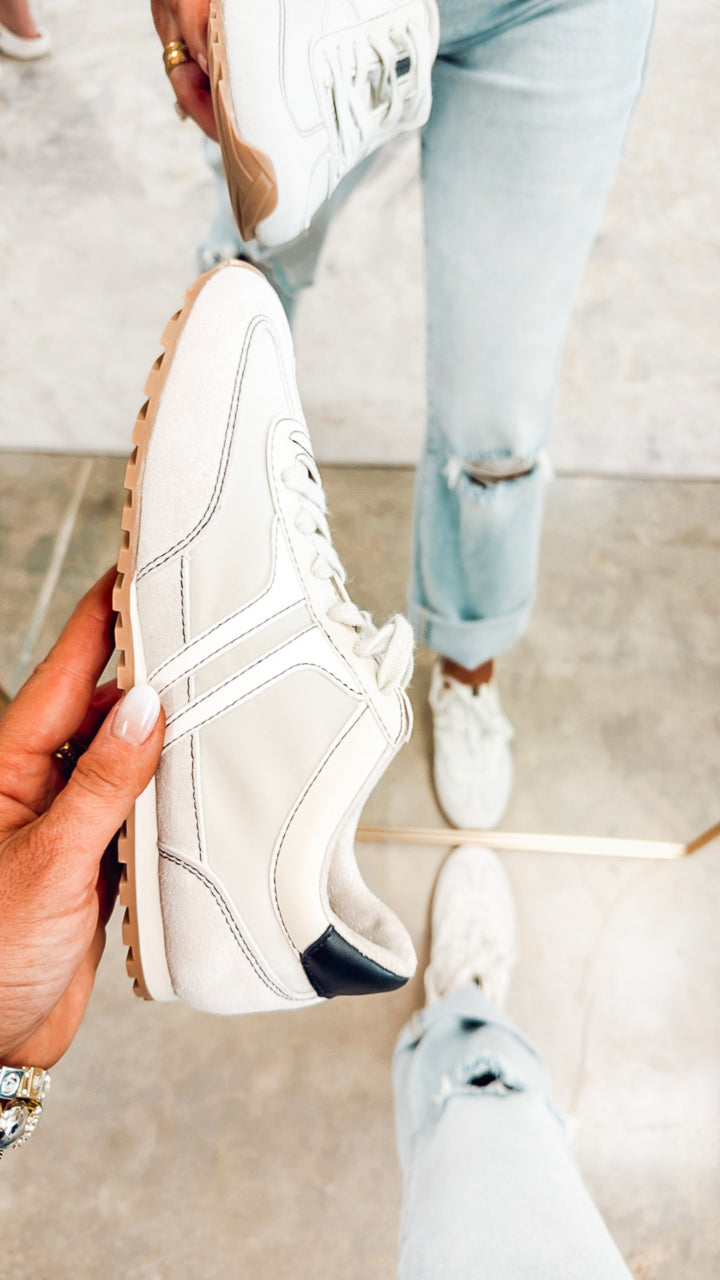 Sarah Sneaker-Bone