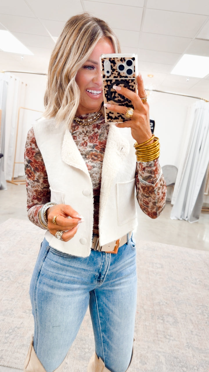 Dreamy Plush Vest-Alpaca