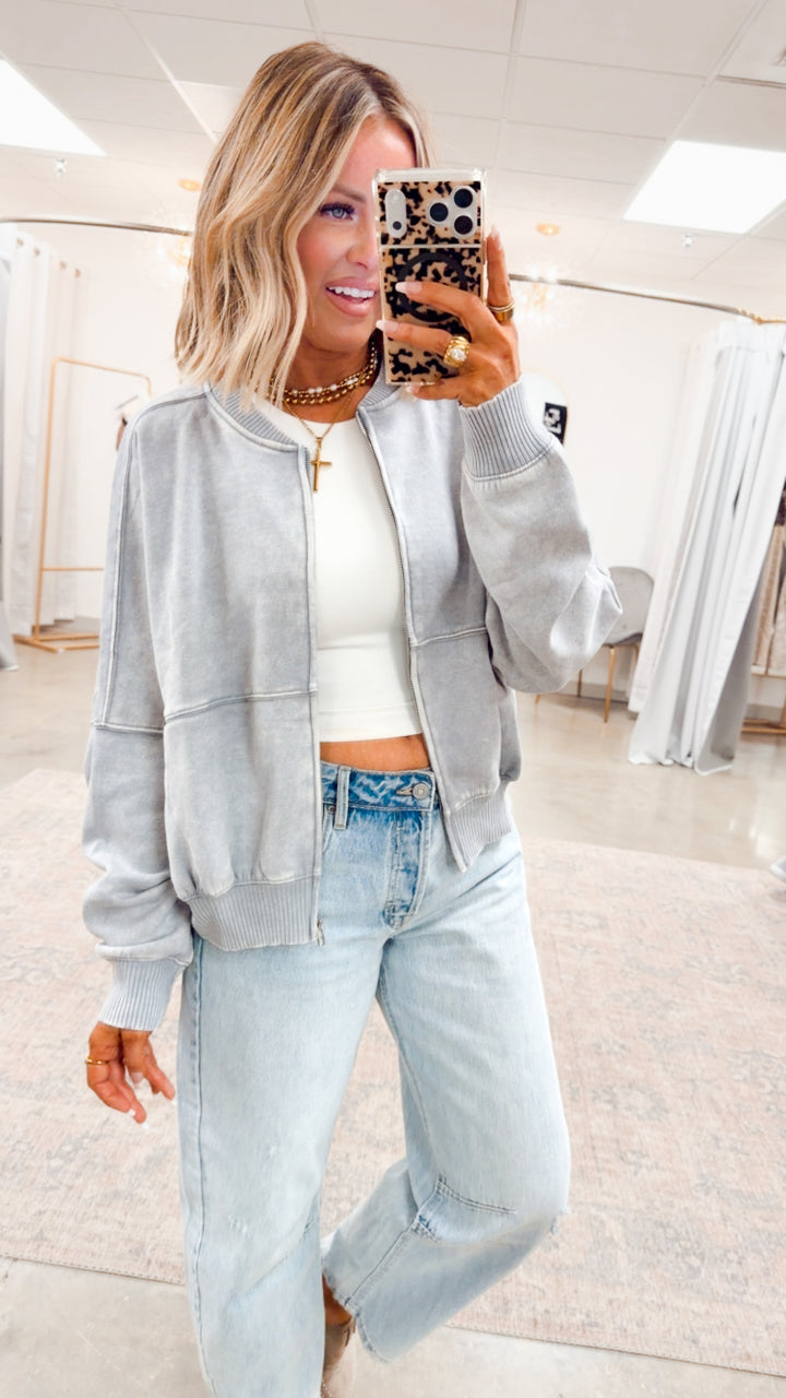 The Hayes Washed Fleece Zip-Up- Grey