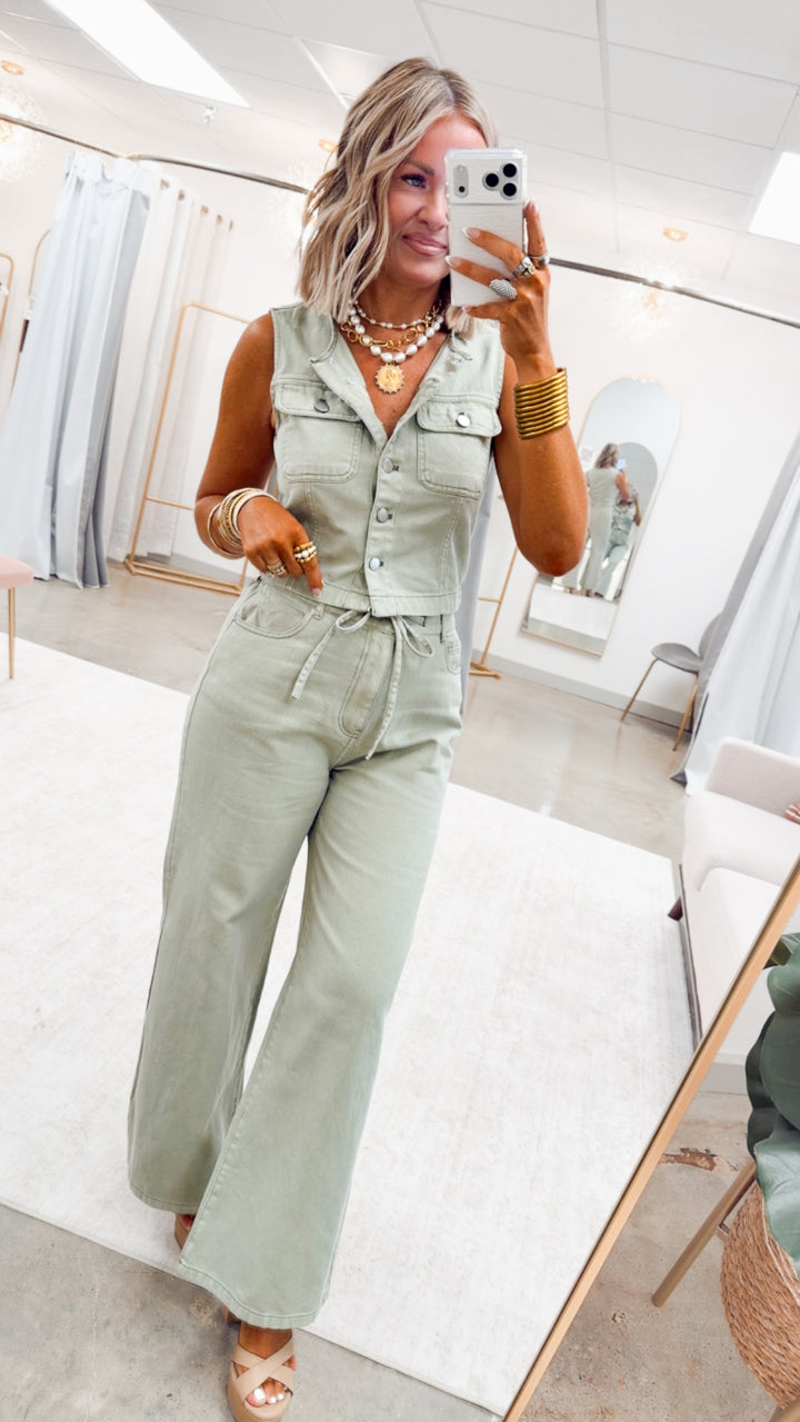 The Oaklynn Utility Set-Olive
