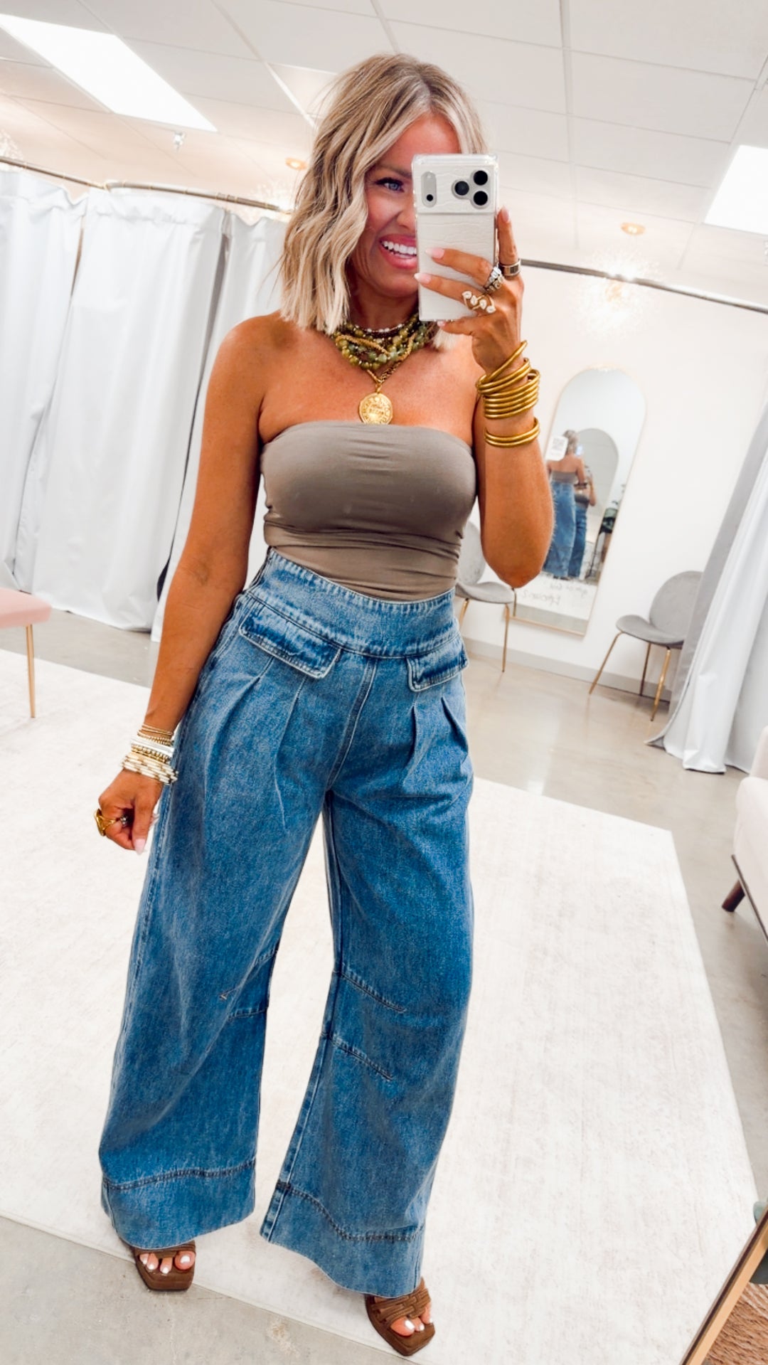 The Hampton Pleated Jean