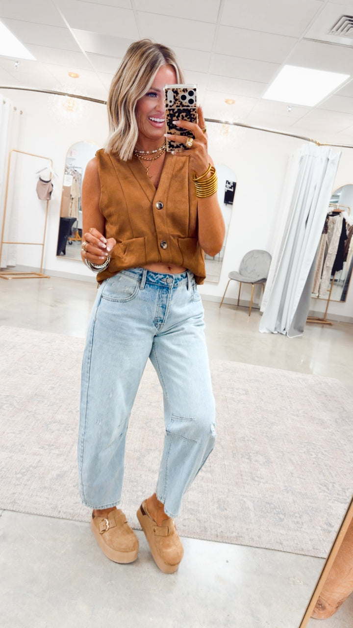 The Adley Suede Vest-Camel