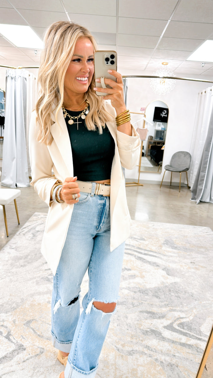 The Modern Ruched Sleeve Blazer-Cream