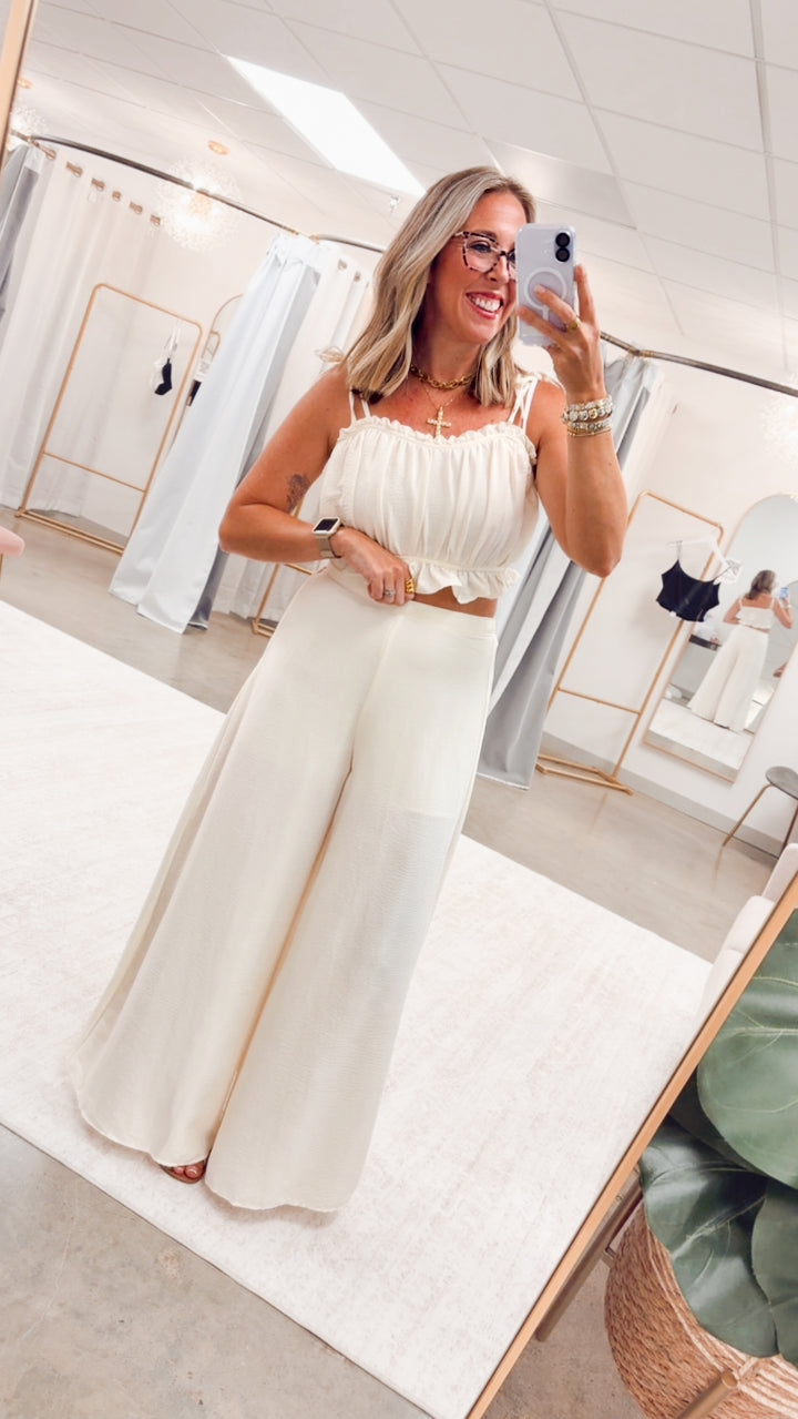 The Sandy Shores Set-Off White