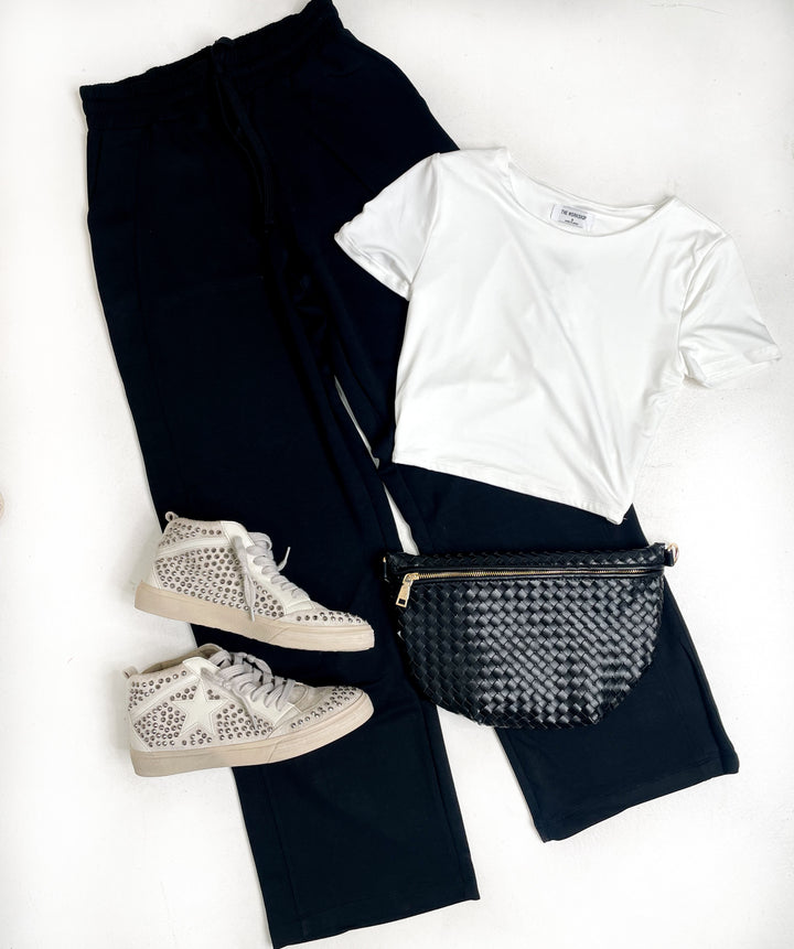 Effortless Wide-Leg Pants