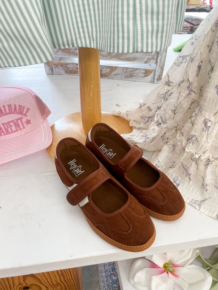 Calm Down Mary Jane Chestnut Sneaker