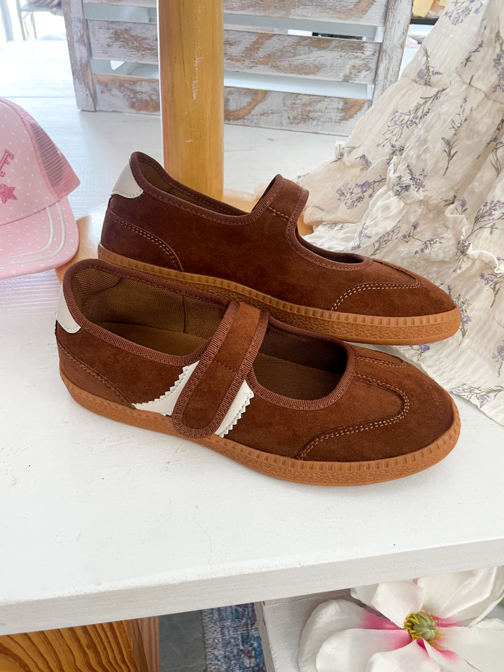 Calm Down Mary Jane Chestnut Sneaker