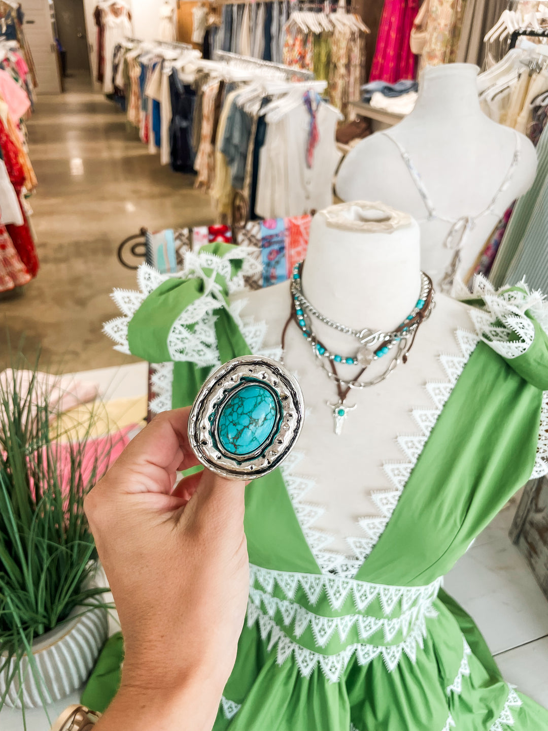 The Wanderlust Oval Ring