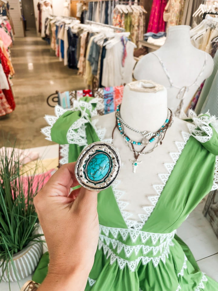The Wanderlust Oval Ring