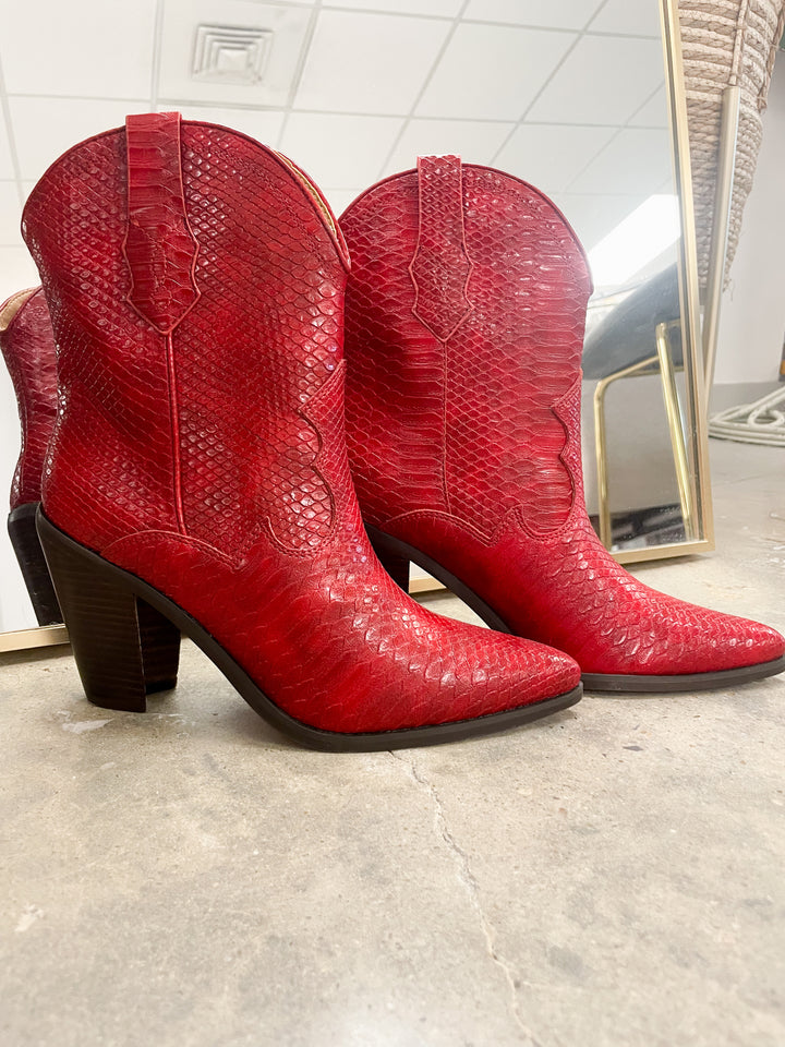 Brooklyn-Red Ankle Boot