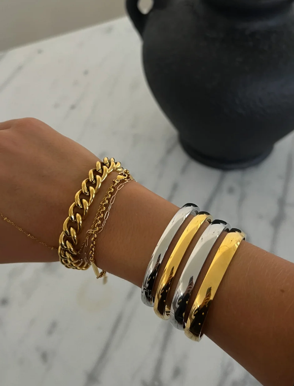 Gemma Bangle- Silver