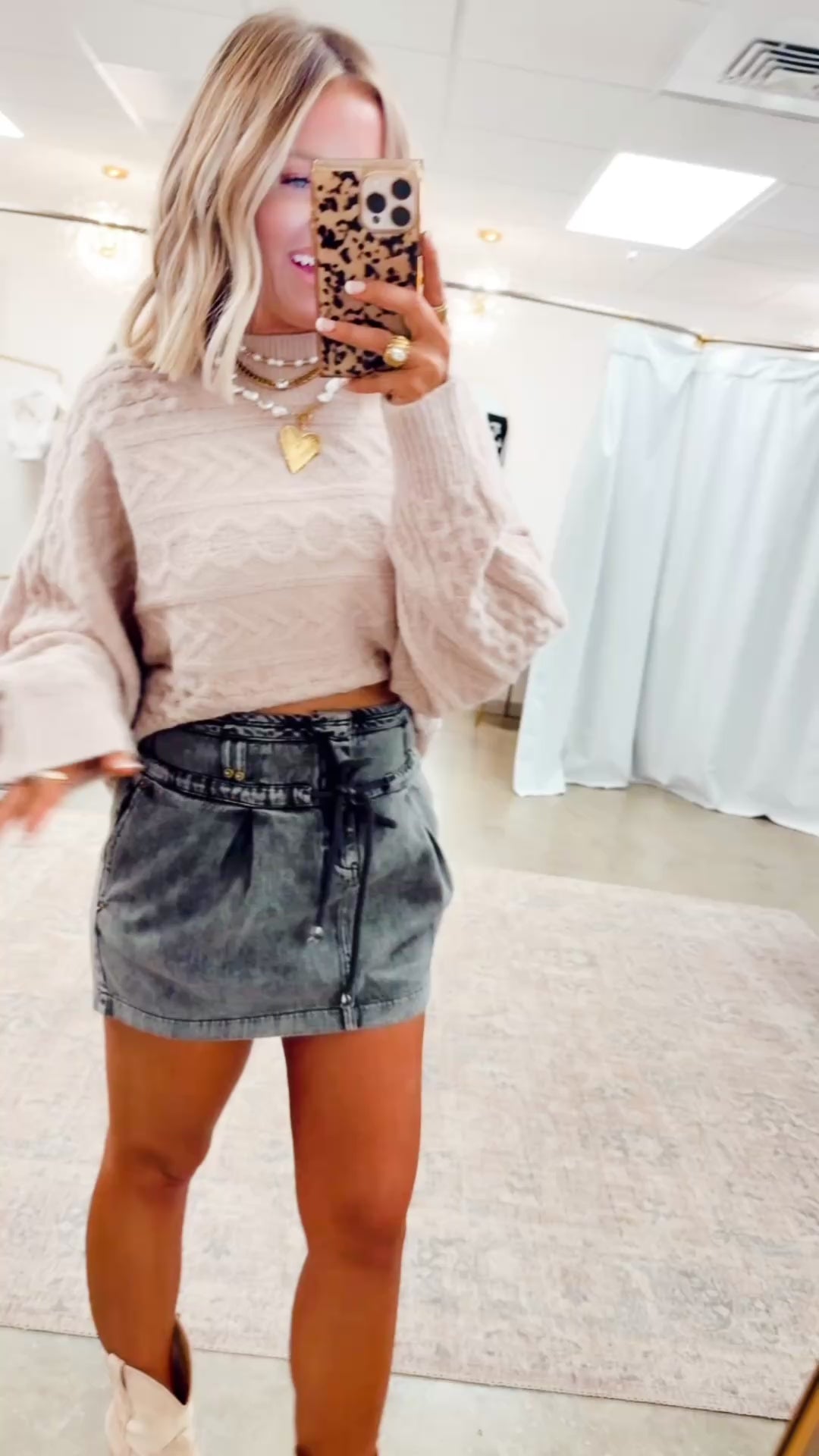 Brielle Cable Knit Cropped Sweater-Rose
