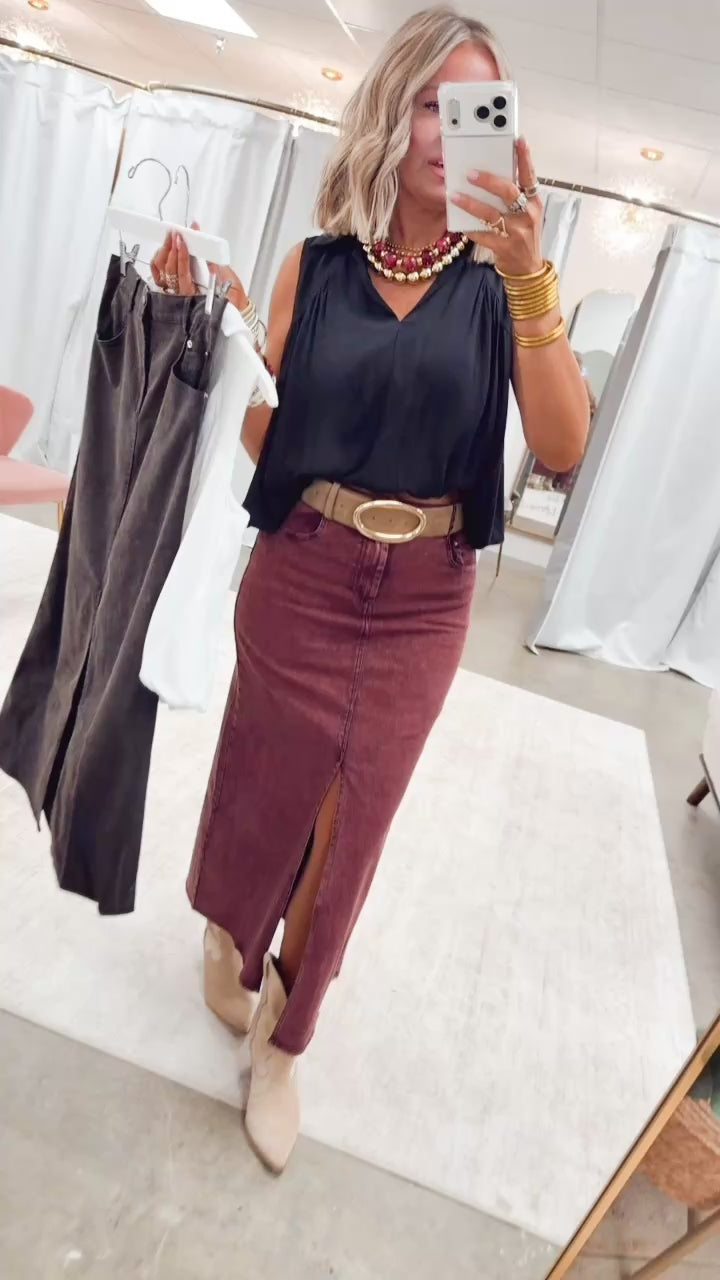 The Perfectly Poised Top-Black